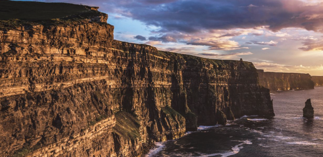 This image has an empty alt attribute; its file name is Cliffs-of-Moher-valentines.png