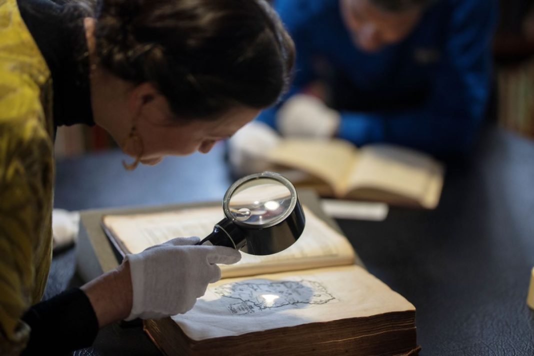 NI Armagh Robinson Library, Armagh