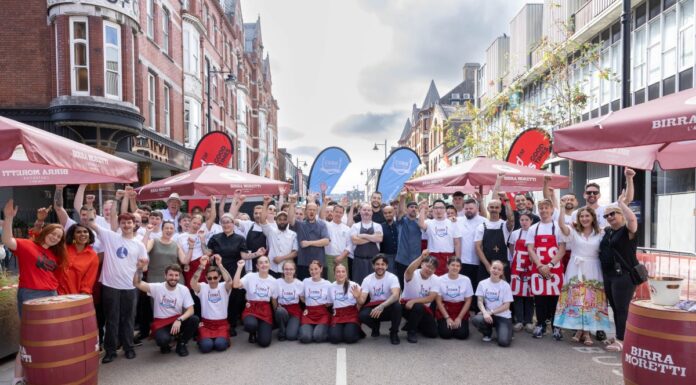 Cork on a Fork Fest, the 5-day food festival, attracted large crowds to more than 150 events across Cork City, with 80 free events, 40- unique dining experiences, 60 chefs, 1 Mexican Wave and 1 Solar Eclipse!