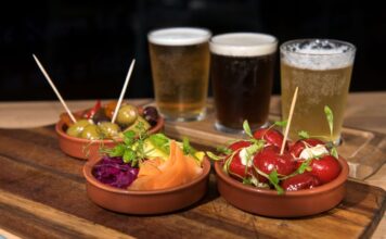 Destination Derry~Londonderry for great music and fabulous food